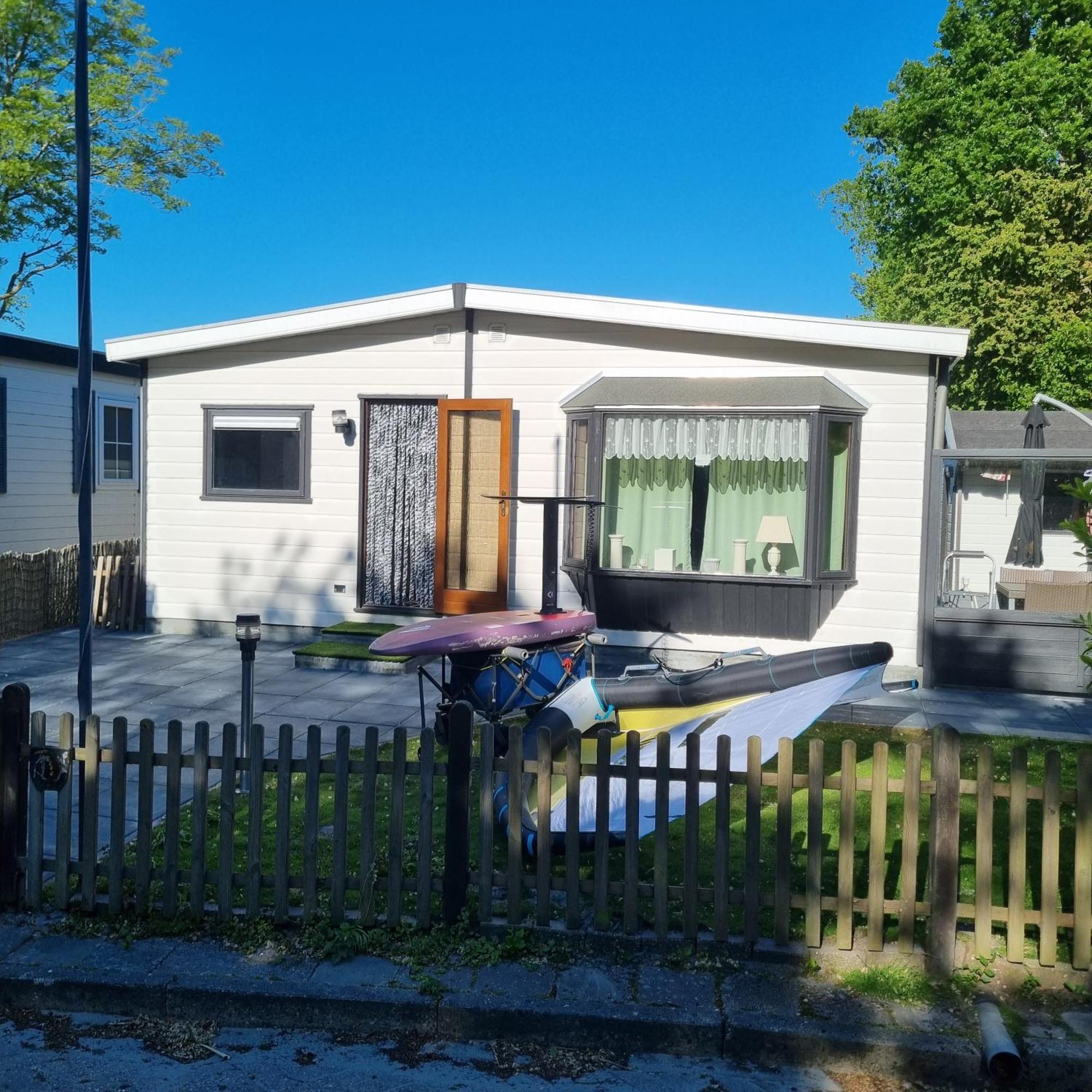 Ferienwohnung Direkt Am Strand In Makkum Eksteriør billede
